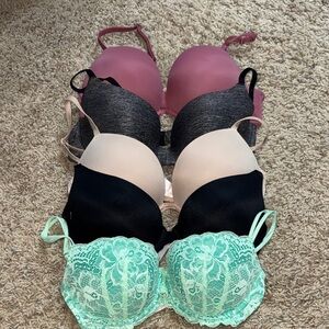 Lace and Solid Color Bra Set